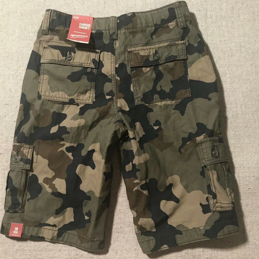 Arizona Jeans Co.  Cargo Shorts Sz Boys Sz 18 NEW